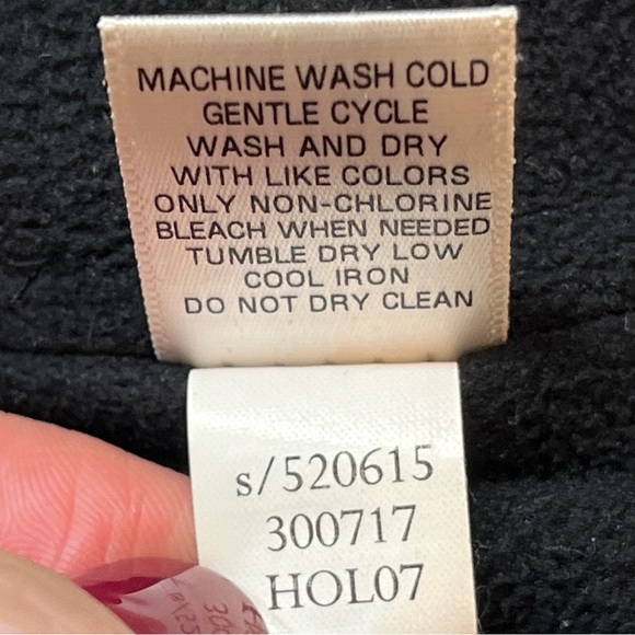 Old Navy BLACK Puffer Vest Full Zip Pockets Sleeveless Jacket RIBBED BAND NECK M - Picture 11 of 15